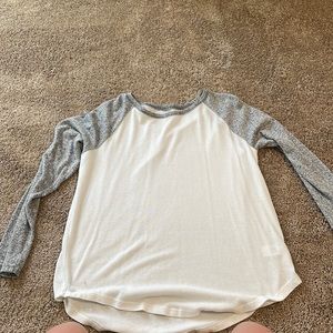 Kohl’s baseball style shirt